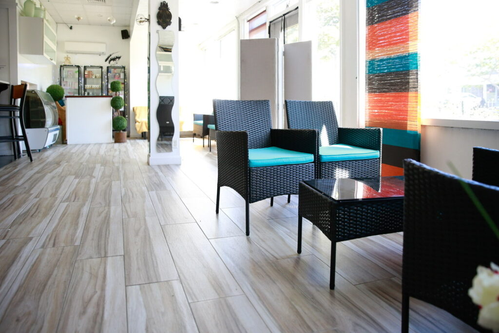 Yings Sushi Bar and Lounge