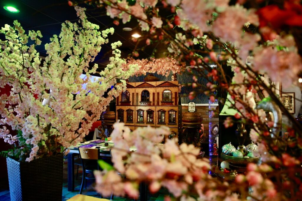 Yings Sushi Bar and Lounge