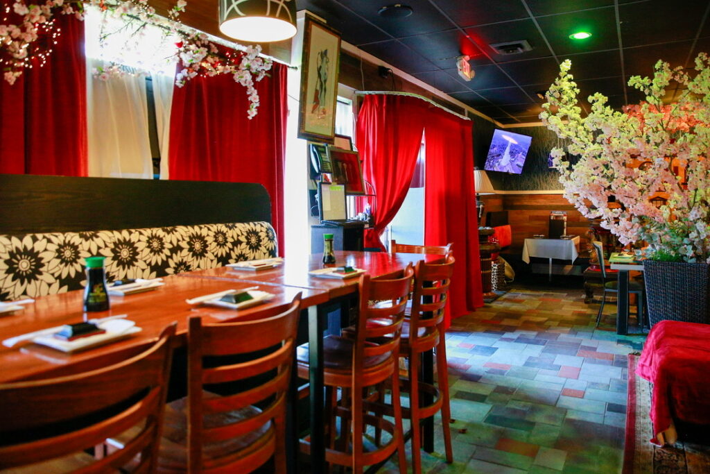 Yings Sushi Bar and Lounge